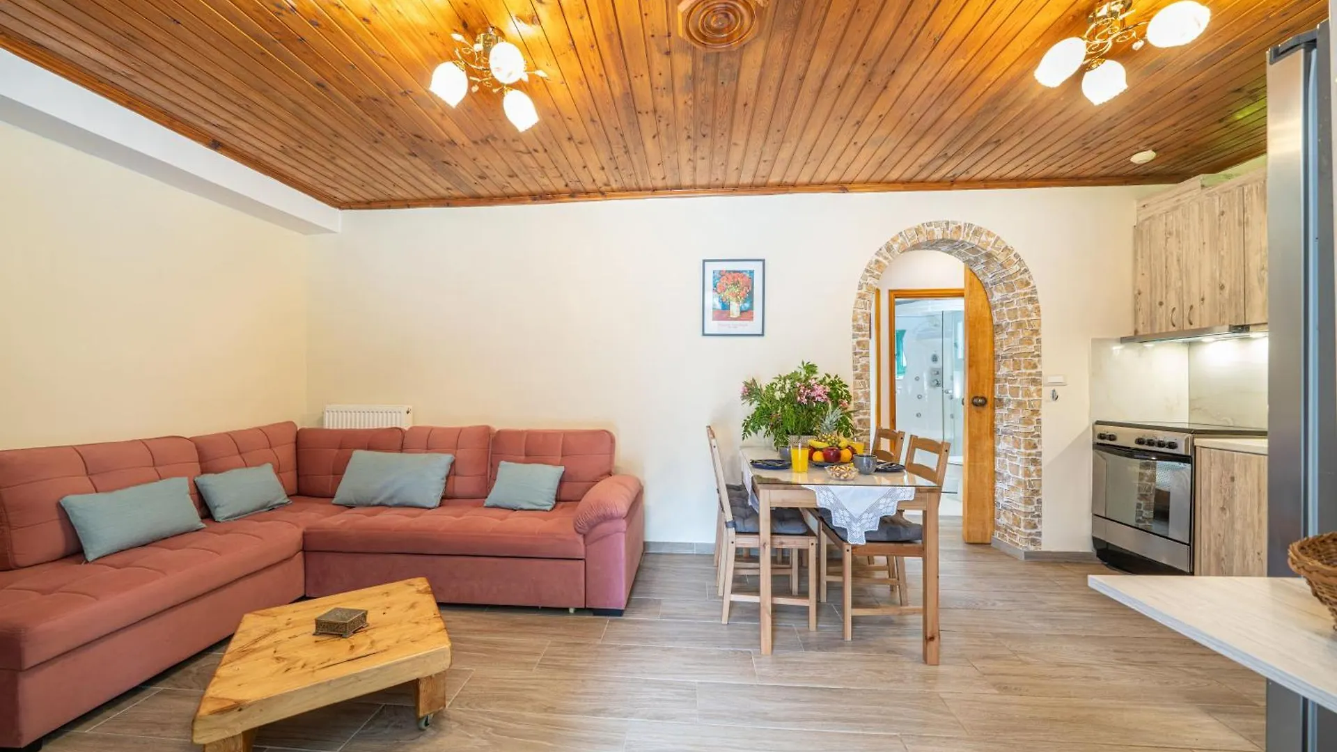 Paola Apartment Φισκάρδο 0*,