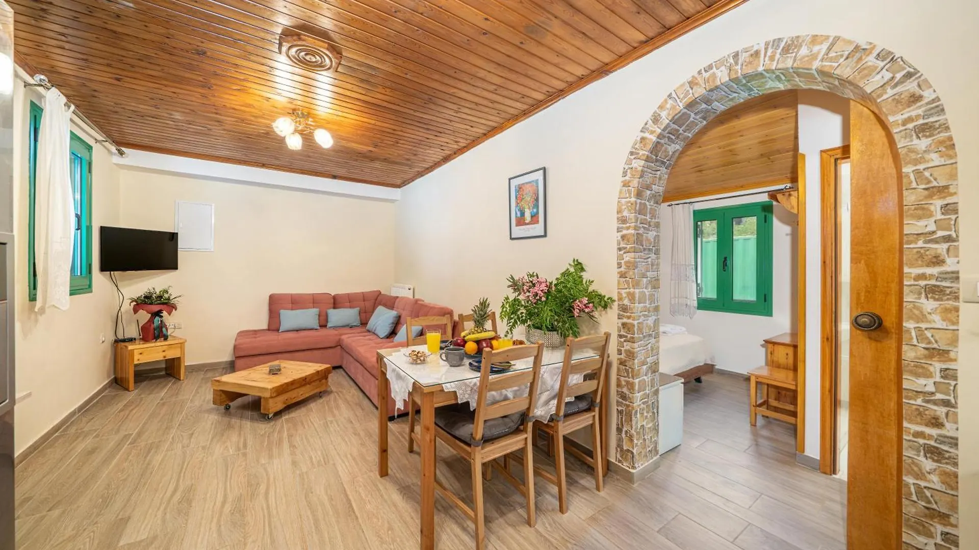 Paola Apartment Φισκάρδο