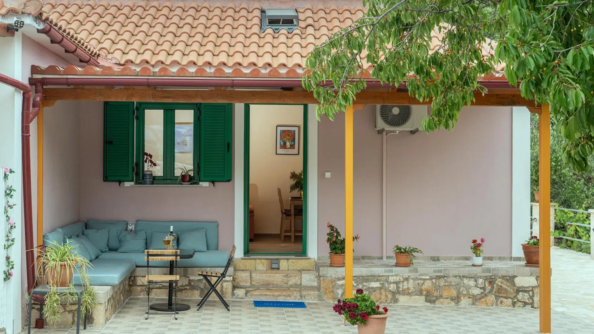 Paola Apartment Fiskardo 0*,  Grekland